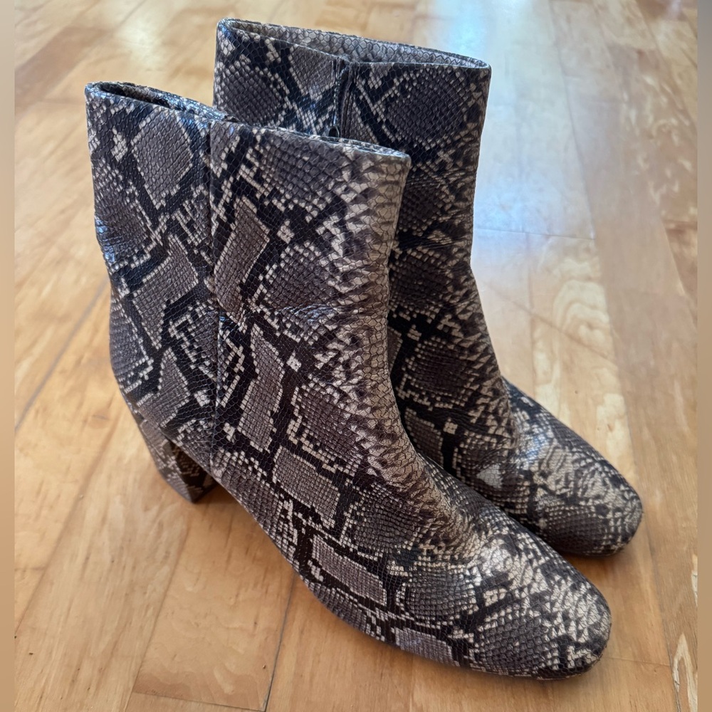 Faux Snakeskin leather Ankle Boots